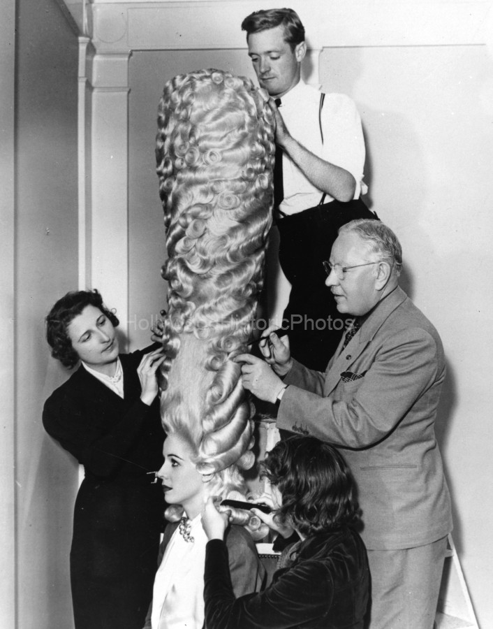 Max Factor 1936 wm.jpg